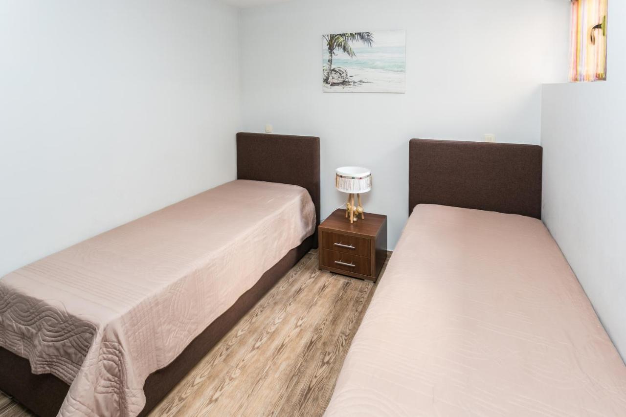 Keystone Apartments Donji Morinj Εξωτερικό φωτογραφία